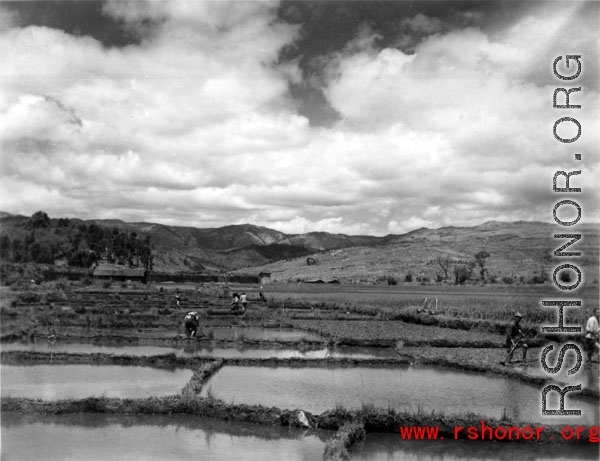Farming folk in Yunnan province, China, during WWII. Most likely near Yangkai.