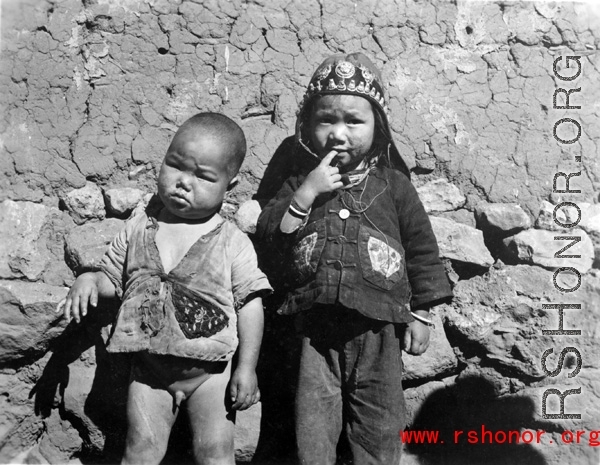 Local people in China during WWII: Two village kids. 
