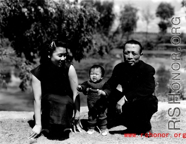 A family in Yunnan province, China, during WWII.