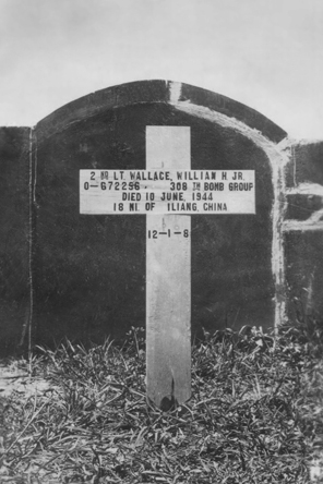 Figure 3: Lt. Wallace's temporary grave in Kunming.