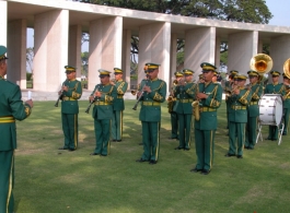 Philippine Army Band performing on Memorial Day 2006.  Photo by Dave Dwiggins.