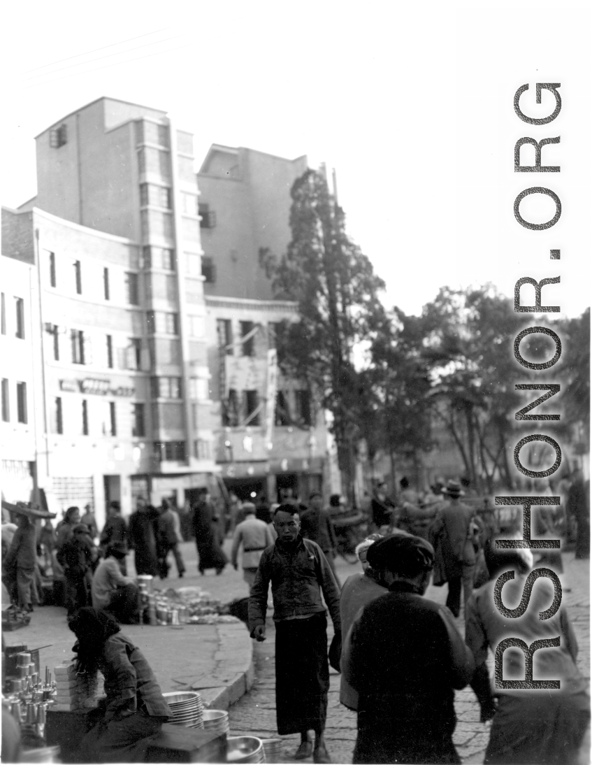 Local people in China: A street scene in Kunming during WWII.