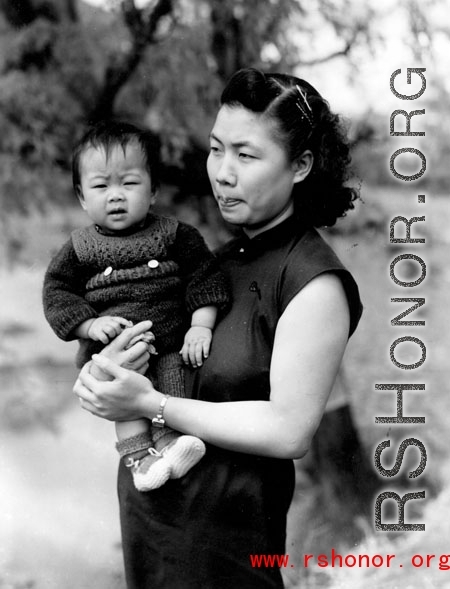 A family in Yunnan province, China, during WWII.