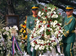 The Philippine Government presents a wreath at The Manila American Cemetery and Memorial during Memorial day on 2006.  Photo by Dave Dwiggins.